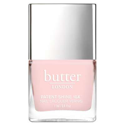 butter LONDON | jemný lak na nehty Sandy Bum Patent Shine 10X butter LONDON | jemný lak na nehty Sandy Bum Patent Shine 10X